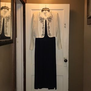 Like New! 2 Piece short blazer and Dress